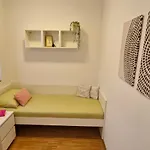 アパート Emma - Free Parking, Ac, Wifi