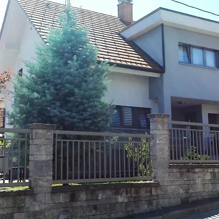 Emma - Free Parking, Ac, Wifi Apartment
