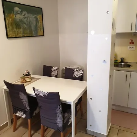 Emma - Free Parking, Ac, Wifi Λιουμπλιάνα