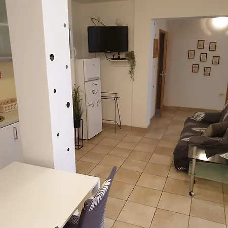 Διαμέρισμα Emma - Free Parking, Ac, Wifi *