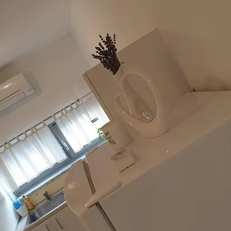 Emma - Free Parking, Ac, Wifi * 류블랴나