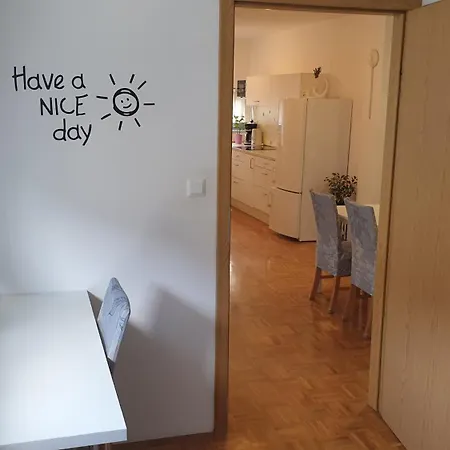 Emma - Free Parking, Ac, Wifi Apartment *