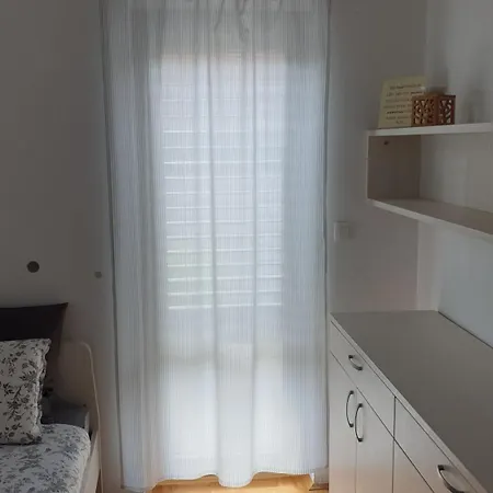 Apartment Emma - Free Parking, Ac, Wifi *