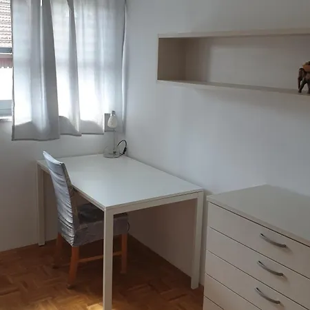 Emma - Free Parking, Ac, Wifi 류블랴나