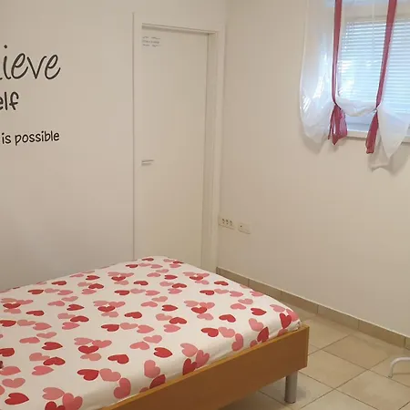 Emma - Free Parking, Ac, Wifi