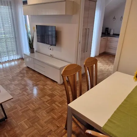 Emma - Free Parking, Ac, Wifi Appartement