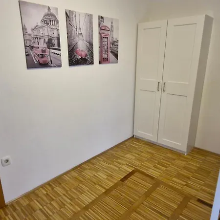 Emma - Free Parking, Ac, Wifi Λιουμπλιάνα