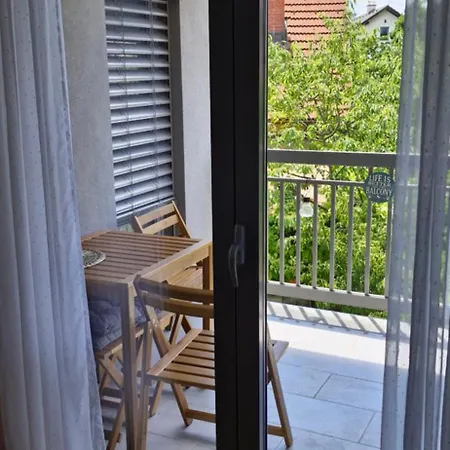 アパート Emma - Free Parking, Ac, Wifi *