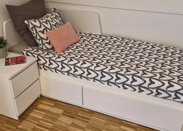 Appartement Emma - Free Parking, Ac, Wifi *